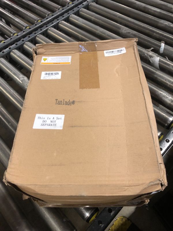 Photo 1 of Tanlade 100 Pieces Inflatable Beach Ball Bulk 10 Inch Beach Balls for Kids Fun Pool Party Favors Pool Beach Balls Summer Birthday Water Game Toys (Clear Style)