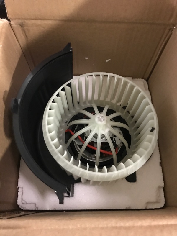 Photo 2 of AC Heater Blower Motor Fan White with Cage - Compatible with Volkswagen and Audi Vehicles - Touareg 2004