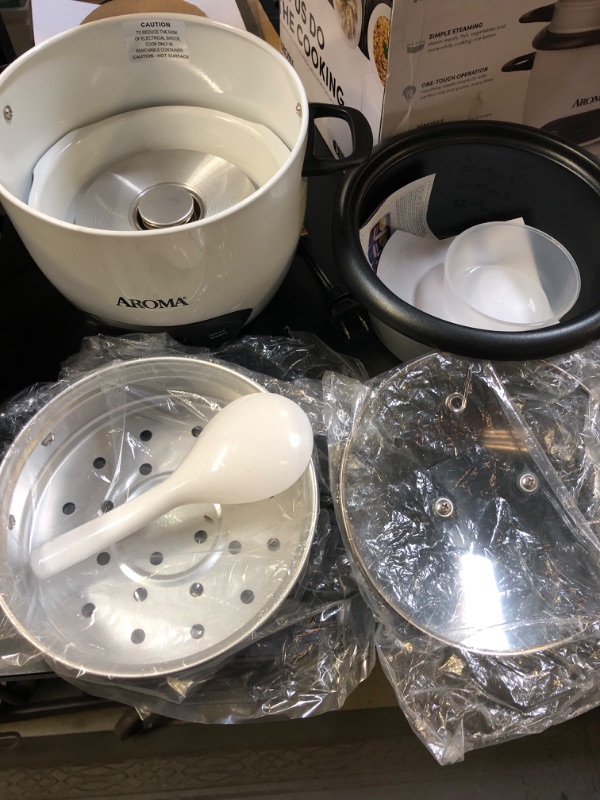 Photo 1 of Aroma Housewares 6-Cup (Cooked) (3-Cup Uncooked) Pot Style Rice Cooker and Food Steamer (ARC-743-1NG), White