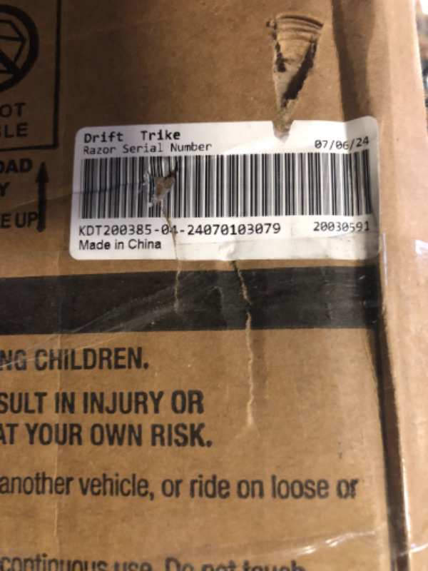 Photo 1 of Razor DXT Drift Trike Yellow, One Size