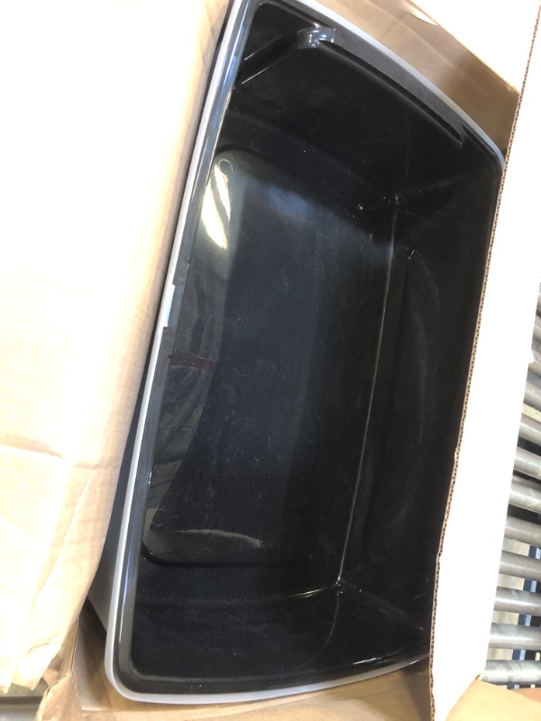 View 2 of IRIS USA Extra Large Cat Litter Box, Open Top Litter Box for Big Cats and Multi-Cat Households, High Sided Scatter Shield, Easy to Clean, Black