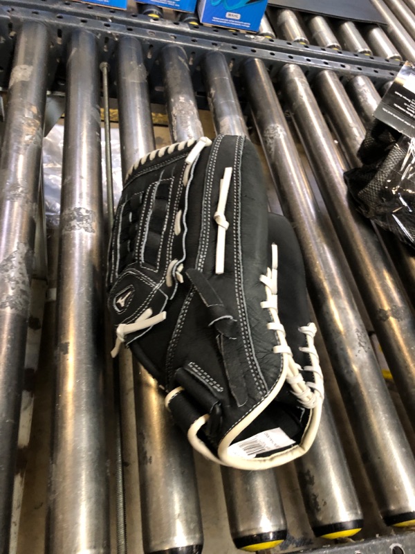 Photo 1 of 14Inch Left hander baseball gloves 