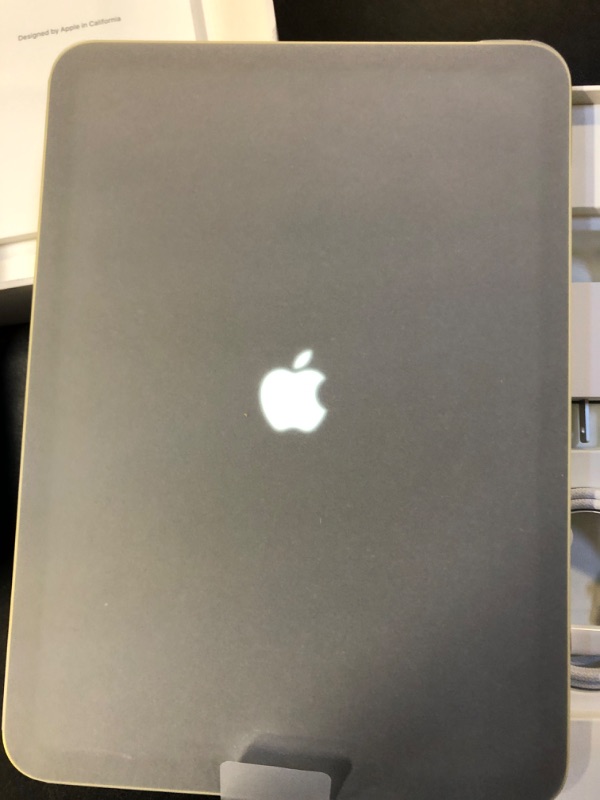 Photo 1 of Apple iPad (10th Generation): with A14 Bionic chip, 10.9-inch Liquid Retina Display, 256GB, Wi-Fi 6, 12MP front/12MP Back Camera, Touch ID, All-Day Battery Life – Yellow