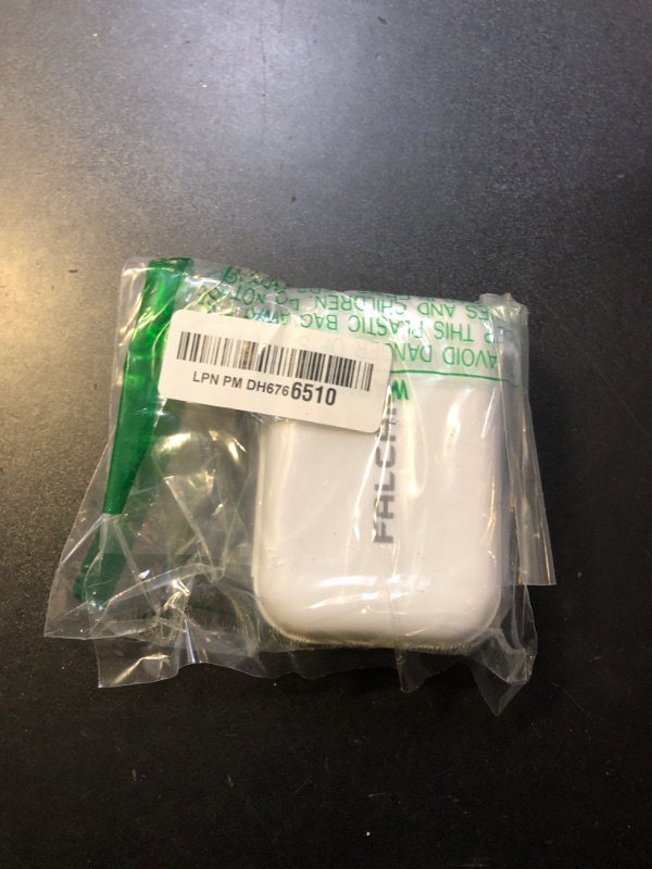 Photo 1 of ULANZI FALCAM F38 Camera Shoulder Strap Mount Quick Release Base V2, Capture Camera Clip for Camera to Shoulder Strap Quick Mount/Release (Quick Release Base)