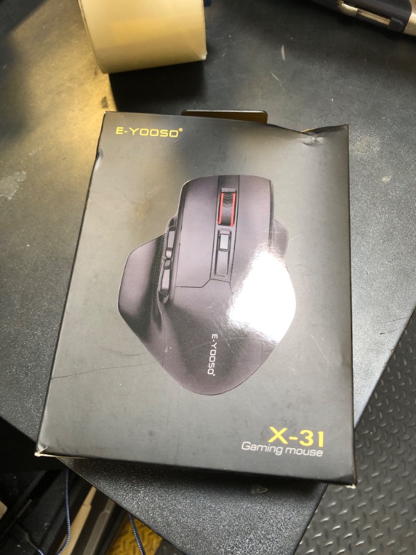 Photo 1 of E-YOOSO Large Wireless Mouse, X-31 Large Mouse for Big Hands, 5-Level 4800 DPI, 6 Button Big Ergo Computer Mouse, 18 Months Battery Life Cordless Mouse for Laptop, Windows, Chromebook, (Black)