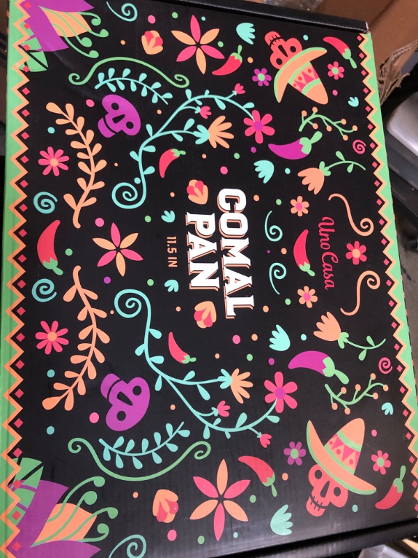 Photo 1 of Uno Casa Cast Iron Comal Pan 11.5 Inch - Skillet for Roti/Comal Pan, Tawa/Dosa Pan Pataconera, Comales para Tortillas - Cast Iron Pizza Pan - Comal Para Tortillas Grande - Tava Roti Pan - Comale