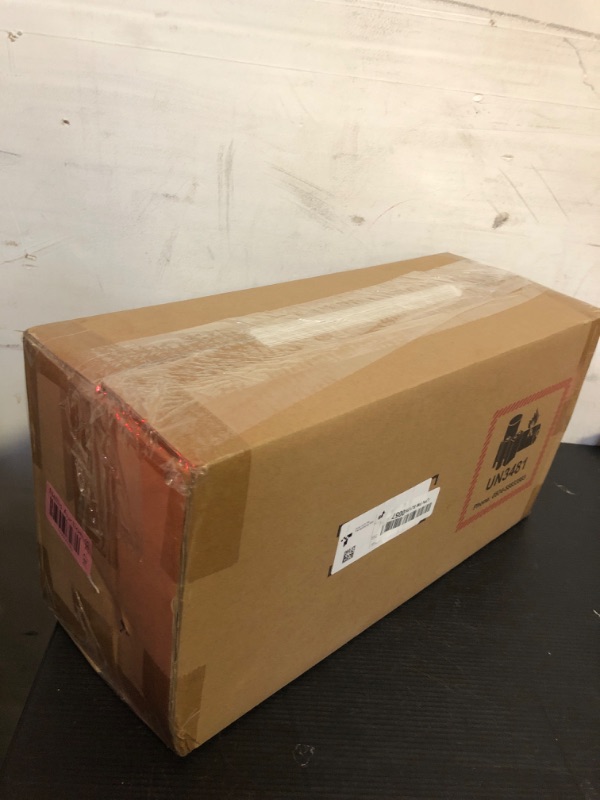 Photo 1 of BEST Mini Chainsaw 6 Inch, Gardtech Cordless Portable Electric Chain Saw Handheld Electric Chainsaws with 2023 Upgraded 4 Chains 2 Batteries Good for Olders, DIYer, Gardeners Continuously 2 Hours Work