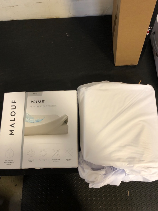 Photo 1 of MALOUF Smooth 100% Waterproof Mattress Protector with 15-year Warranty, Twin, White