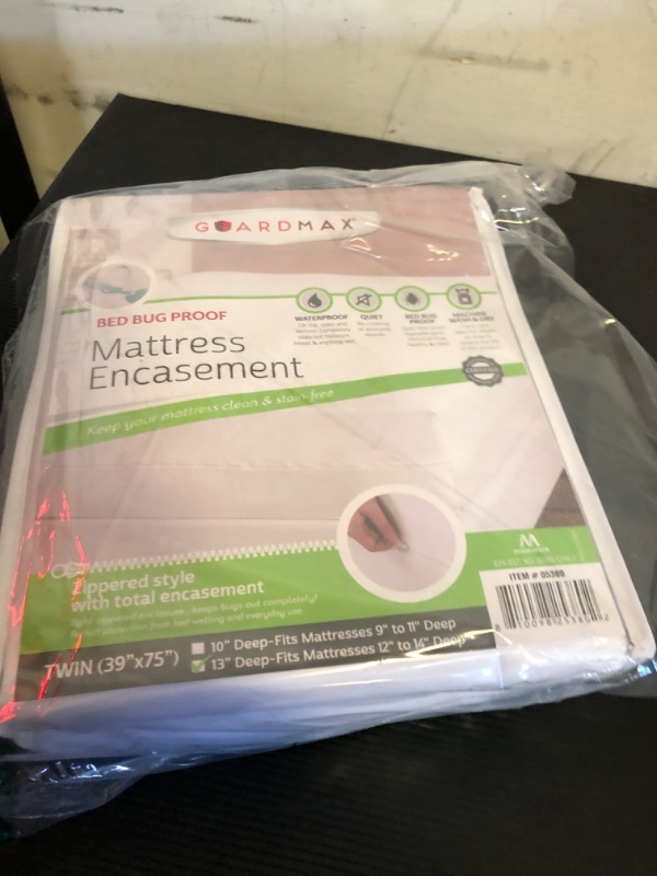 Photo 2 of Guardmax Twin Size Zippered Mattress Encasement with Deep Pockets - Waterproof and Bed Bug Proof Mattress Protector - Protects Against Dust Mites, Bedbugs, Dust, Dirt, Stains, Spills, and Allergies