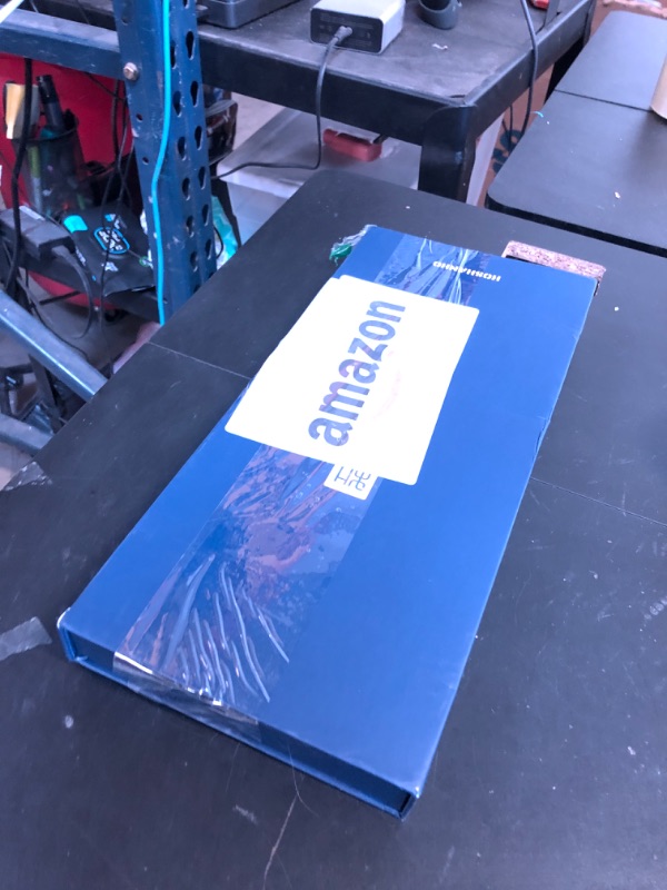 Photo 1 of HOSHANHO Damascus Kitchen Knife Set 3-Piece, Ultra Sharp 8" Chef Knife, 7" Santoku Knife, 3.75" Paring Knife, Professional VG-10 Damascus Super Steel Chef Knife Set with Ergonomic Handle