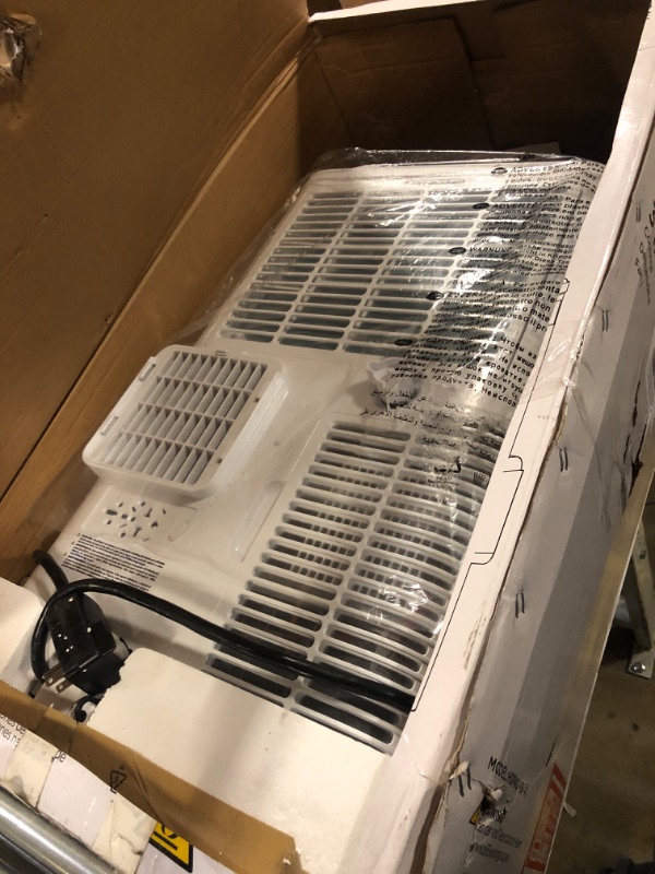 Photo 2 of 12,000 BTU Portable Air Conditioner Cools Up to 500 Sq.Ft, 3-IN-1 Energy Efficient Portable AC Unit with Remote Control & Installation Kits for Large Room, Campervan, Office, Temporary Space