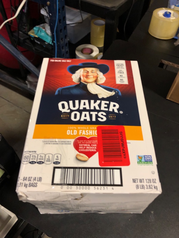 Photo 2 of Quaker Old Fashioned 100% Whole Grain Oats Rolled Oatmeal 64 Oz Bags 2 Count Box
 EXP JSN  20 2026
