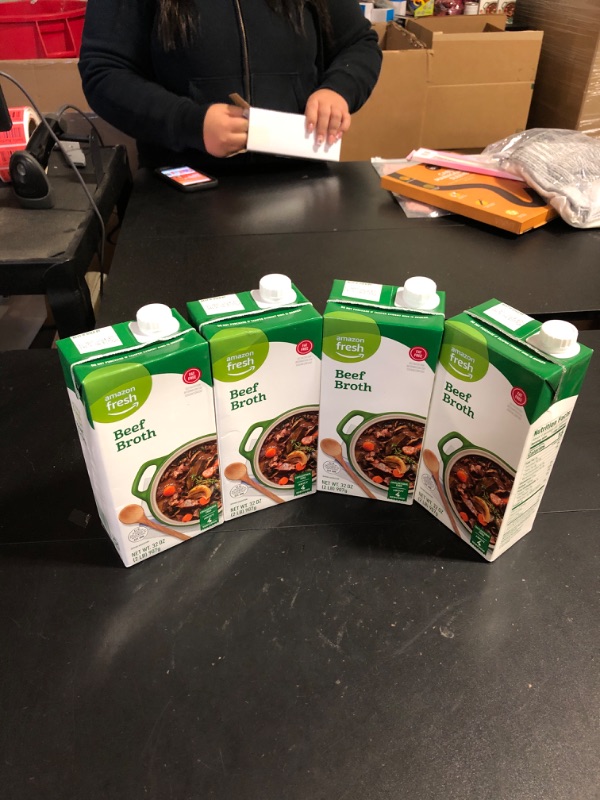 Photo 2 of Amazon Fresh, Beef Broth, Carton, 32 Oz
 EXP NOV 18 2024 4 PACK 