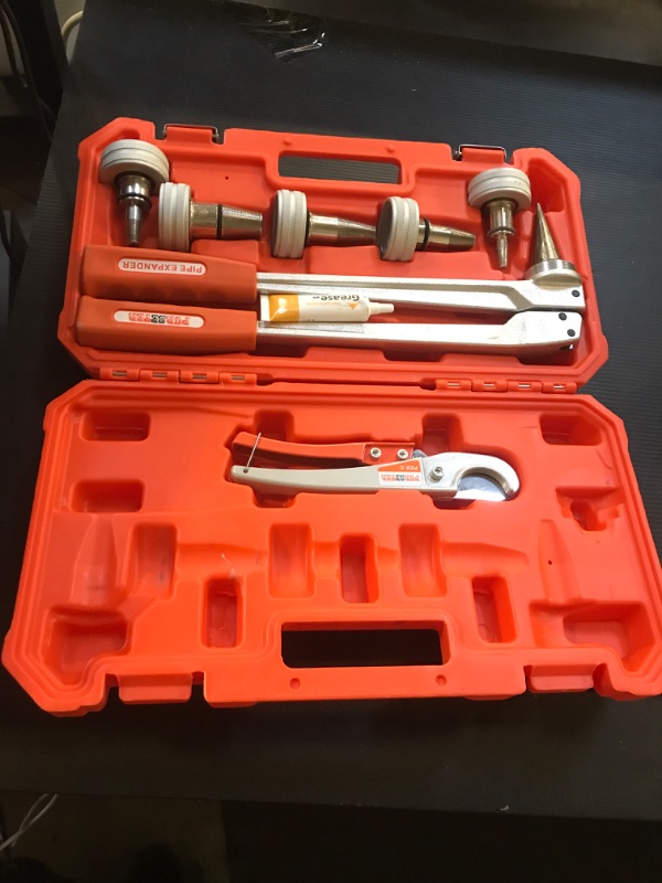 Photo 2 of Purseter Manual PEX Pipe Expander Tool Kit with 5PCS be 3/8”,1/2",5/8",3/4",1" Expansion Heads for Propex Expansion suit Propex Wirsbo Meet ASTM F1960 Standard PEX Coupling Fitting Radiant Heat