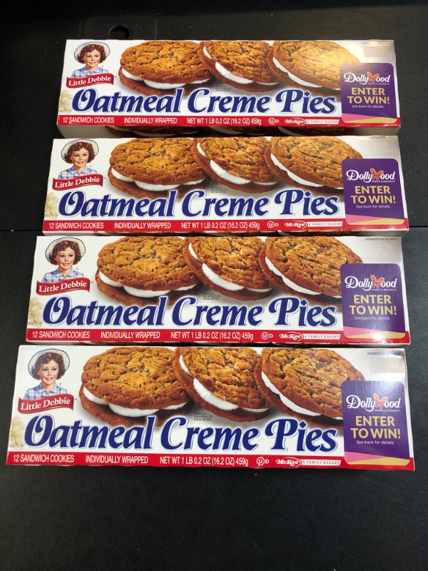 Photo 3 of Pack Of 4 - tle Debbie Oatmeal Crème Pies (BB 17NOV24)