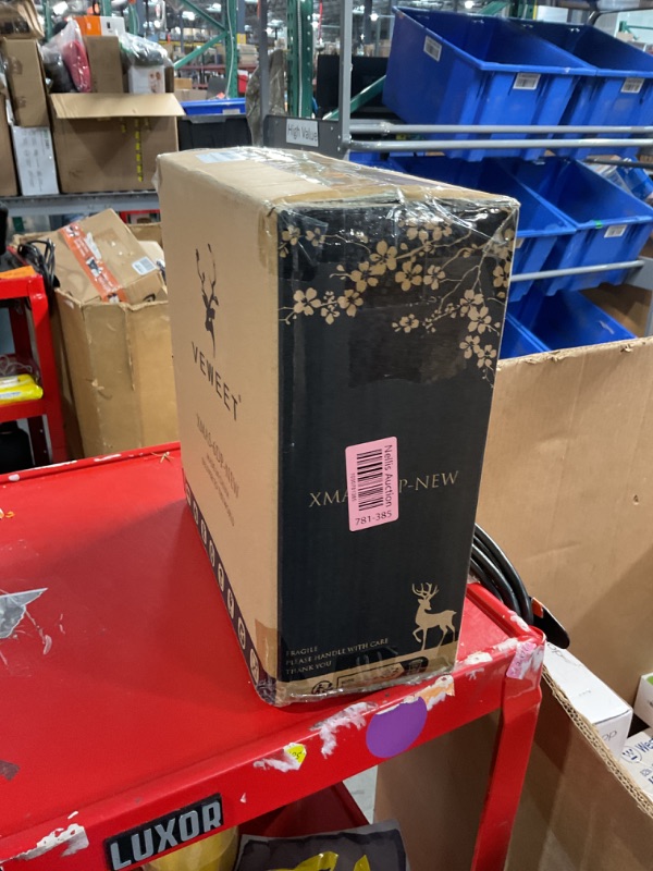 Photo 1 of VEWEET Christmas Dinner Plates Set, 10.5 Inch Ceramic Plates Set of 6, Festive Holiday Plates for Family Meals, Parties and Celebrations, Microwave & Dishwasher Safe, Series XMAS