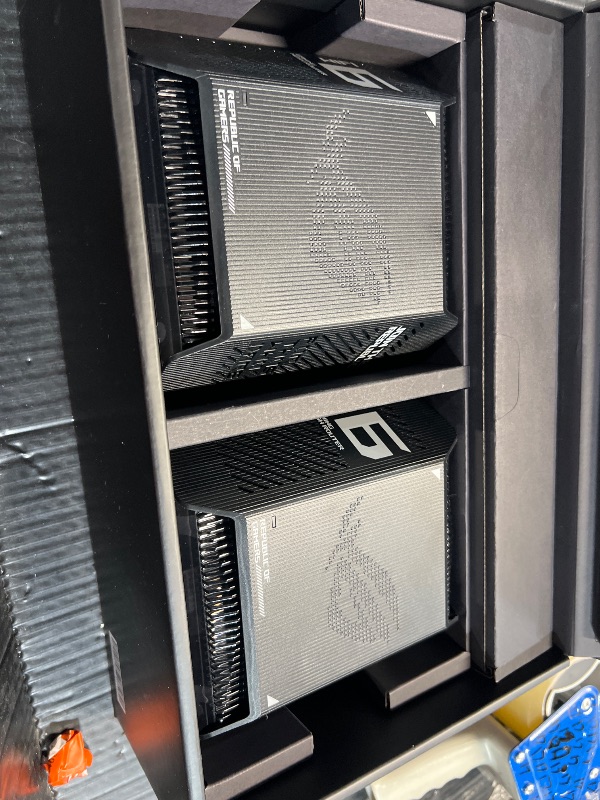 Photo 1 of PREVIOUSLY OPENED, APPEARS NEW*
ASUS ROG Rapture GT6 (2PK) AX10000 Tri-Band WiFi 6 Gaming Mesh System, Covers up to 5,800 sq ft, 2.5 Gbps Port, Triple-Level Game Acceleration, UNII 4, Free Lifetime Internet Security, Black