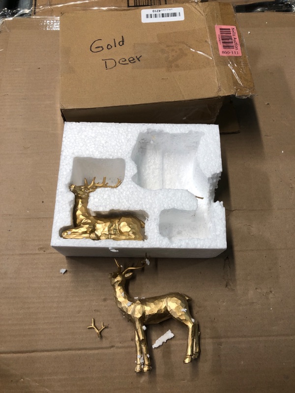 Photo 2 of (FAIR) AOMOONOA 2Pcs Resin Reindeer Figurines for Christmas Decor Gold Tabletop Reindeer Statues Small Decorative Deer Figurines for Indoor Christmas Tabletop Mantle Decorations