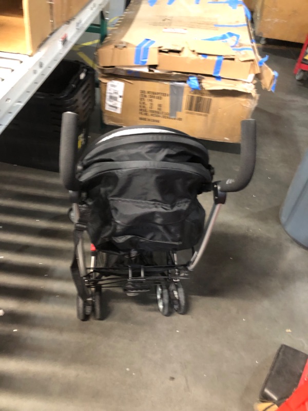 Photo 7 of ***USED - DIRTY - NO PACKAGING - SEE PICTURES***
Summer Infant 3D Lite Convenience Stroller - Black