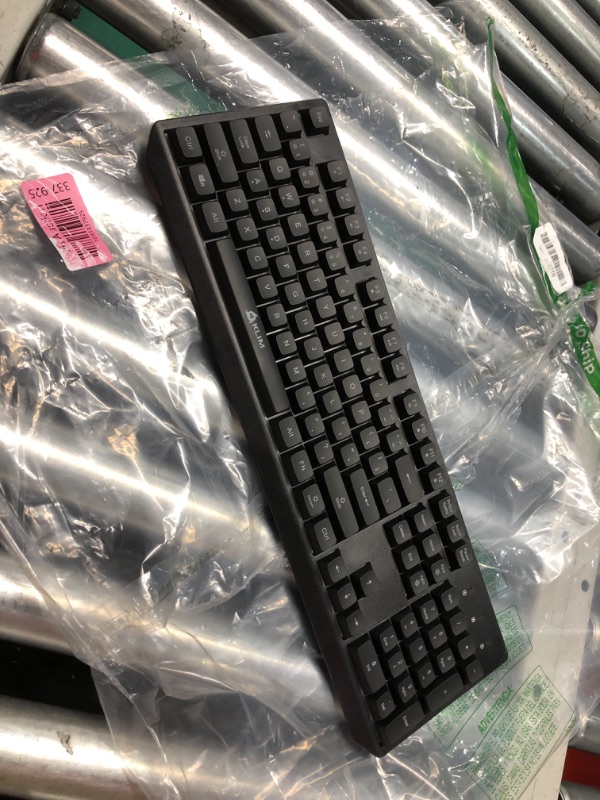 Photo 1 of ***USED - UNABLE TO TEST***
KLIM Chroma Wireless Gaming Keyboard RGB - Backlit Wireless Keyboard - Long-Lasting Rechargeable Battery - Quiet Water Resistant Ergonomic Keyboard - Teclado Gamer - PC PS5 PS4 Xbox One Mac - Black