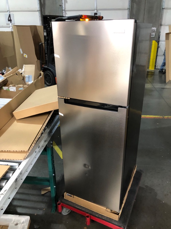 Photo 1 of ***TRUCK/TRAILER PICKUP ONLY - DAMAGED - DENTED - UNABLE TO TEST - SEE PICTURES***
Vissani 10.1 cu. ft. Top Freezer Refrigerator in Stainless Steel