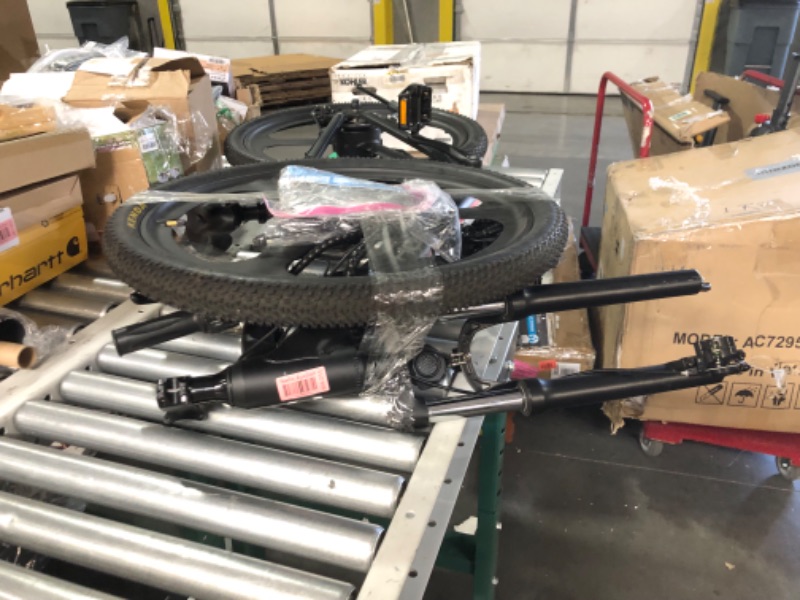 Photo 1 of ***USED - INCOMPLETE - NO PACKAGING***
Hover-1 Instinct Electric Bike with 350W Motor, 15 mph Max Speed, 26” Tires, and 40 Miles of Range E-Bike