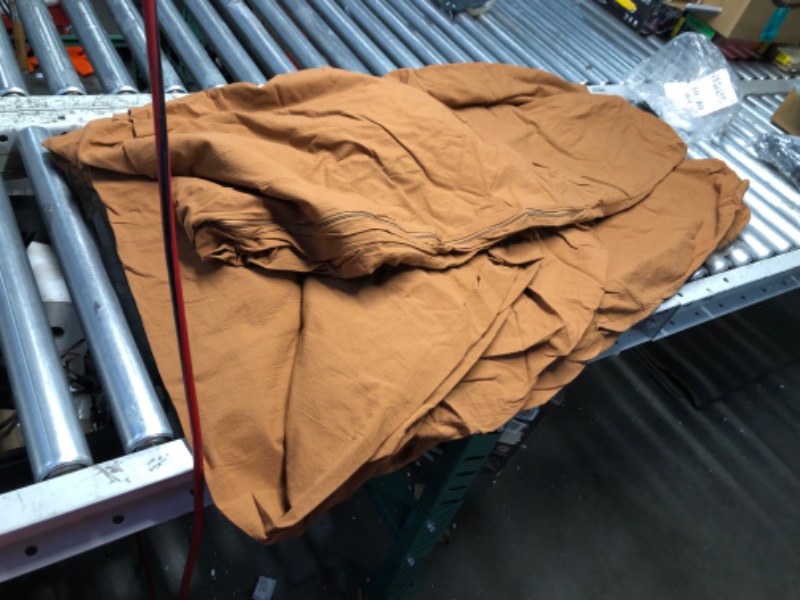 Photo 1 of ***COVERS ONLY - NO ACTUAL COMFORTER INCLUDED - DIRTY - SEE PICTURES***
BDEAR Linen Feel Duvet Cover Cal King Size, 100% Washed Cotton Comforter Cover Size 104 * 98inch with Zipper Closure and 2 Pillowcases, Solid-Dark Orange