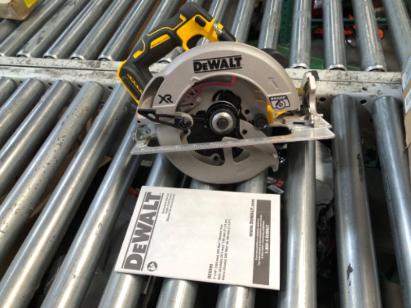Photo 1 of **SEE NOTES**  DEWALT 20V MAX* XR Brushless Cordless 7-1/4 in. Circular Saw (Tool Only) (DCS590B)
