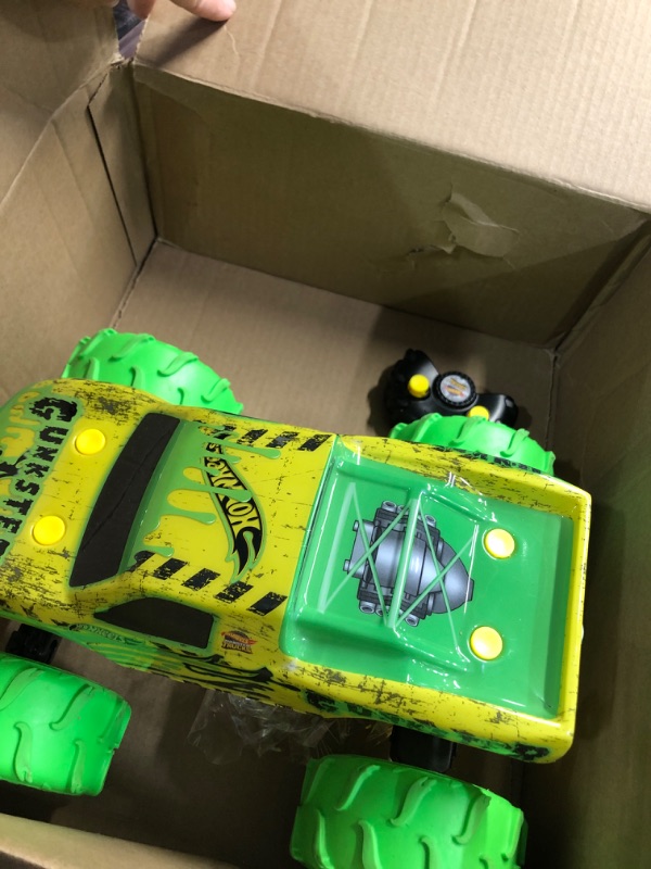 Photo 3 of ***(PARTS ONLY/ NON FUNCTIONAL/ NO RETURNS OR REFUNDS)***
Hot Wheels Monster Trucks RC Toy, Remote-Control 1:15 Scale Gunkster, Glows in The Dark & has Terrain Action Tires with Off-Roading Capability