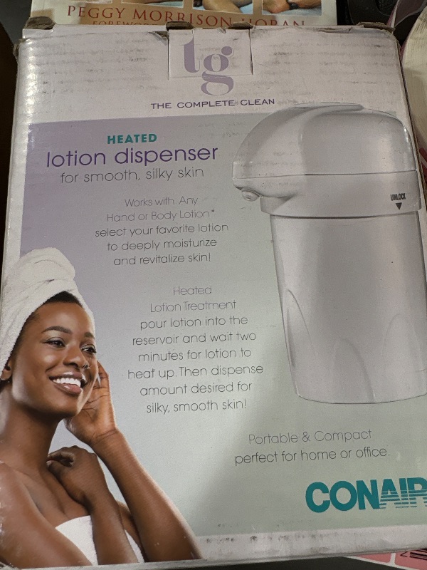 Photo 2 of Conair True Glow Heated Lotion Dispenser