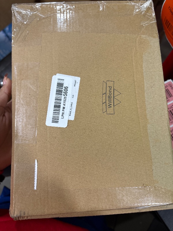 Photo 1 of Willbond 50 Feet Christmas Tinsel Garland for Christmas Tree Decorations Metallic Tinsel Twist Garland Wedding Birthday Hanging Decorations Party Supplies (Milky, Rainbow, Rose Gold)