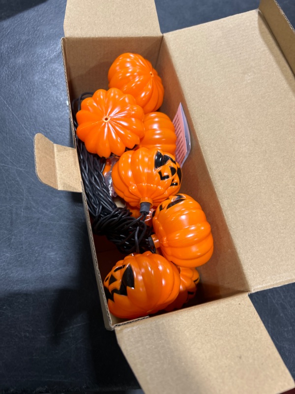 Photo 1 of 10 COUNT HALLOWEEN PUMPKIN STRING LIGHTS 8.5FT