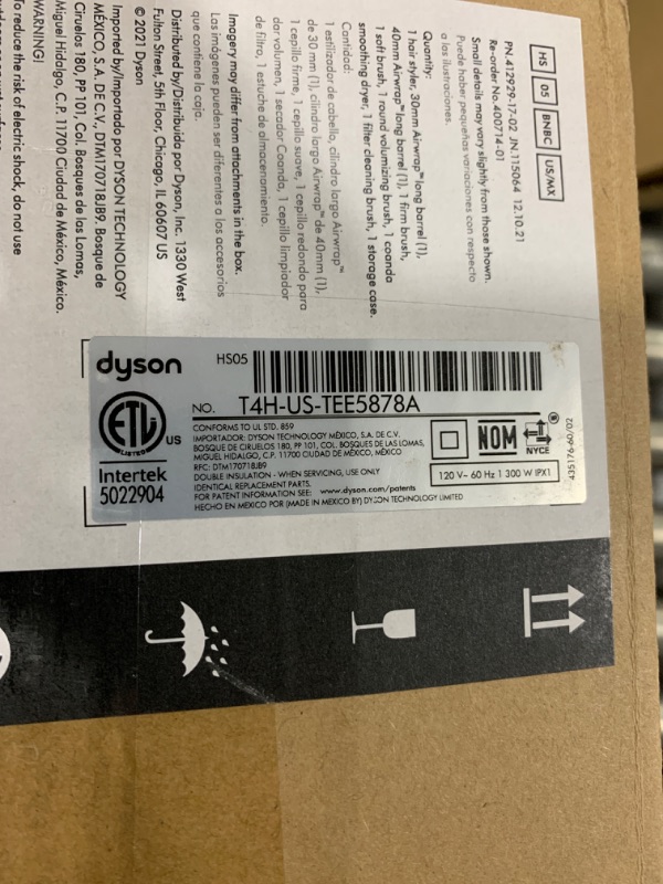 Photo 4 of Dyson Airwrap Exclusive Bundle