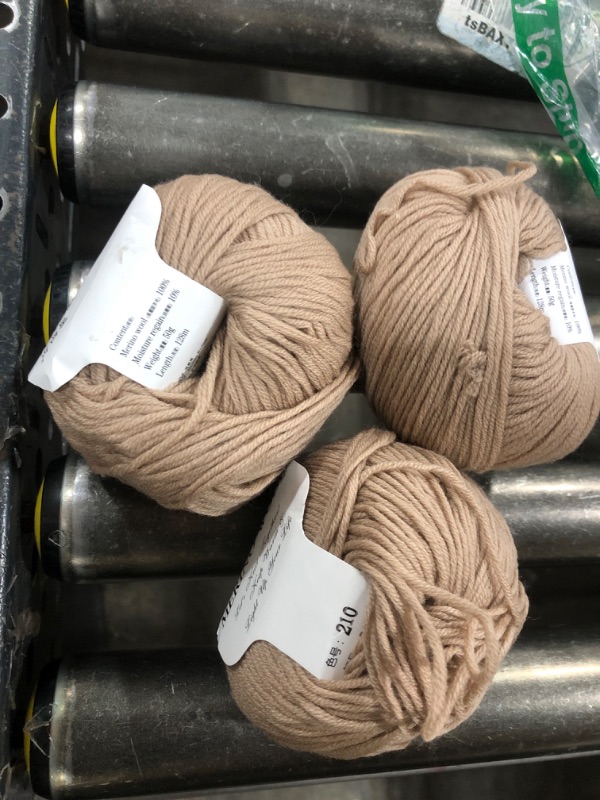 Photo 2 of 3 PCS 150g 100% Merino Wool Yarn, 6-Ply Warm and Soft Yarn for Hand Knitting and Crocheting, 420 Yards Yarn for Hand DIY Clothes, Scarves, Hats(Khaki)