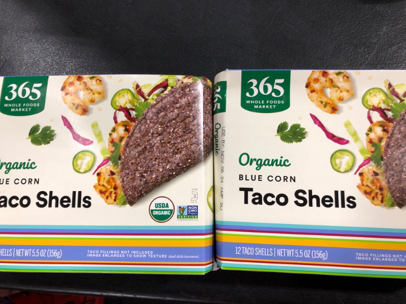 Photo 1 of 365 by Whole Foods Market, Organic Blue Taco Shells, 5.5 Ounce (Pack of 2) exp date 11/06/2024