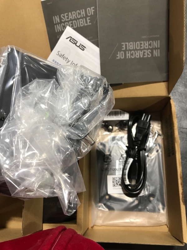 Photo 12 of (NOT TESTED!!!!! READ COMMENTS!!!!) ASUS Chromebox 5 with Intel® Core i3-1220P Processor, 8GB Memory, M.2 128G NVMe SSD, Dual HDMI, one DP, Gigabit LAN, WiFi 6E, Thunderbolt ™ 4, Wireless Charger, VESA Mount