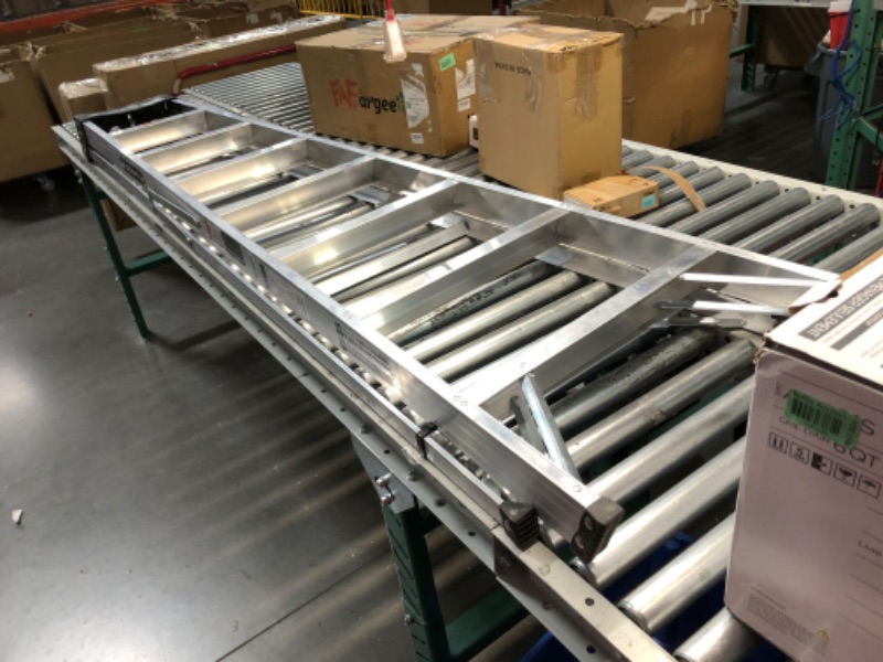 Photo 4 of ***USED - BENT - NO PACKAGING - SEE PICTURES***
Louisville Ladder 8-Foot Aluminum Step Ladder, 300-Pound Load Capacity, Type IA, AS3008