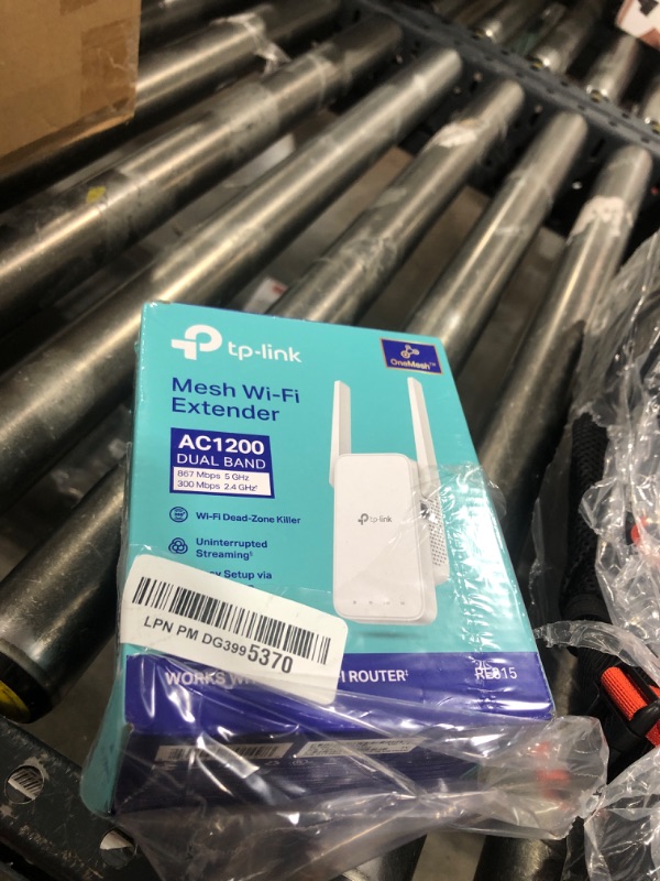 Photo 2 of TP-Link AC1200 WiFi Extender, 2024 Wirecutter Best WiFi Extender, 1.2Gbps home signal booster, Dual Band 5GHz/2.4GHz, Covers Up to 1500 Sq.ft and 30 Devices ,support Onemesh, One Ethernet Port (RE315)