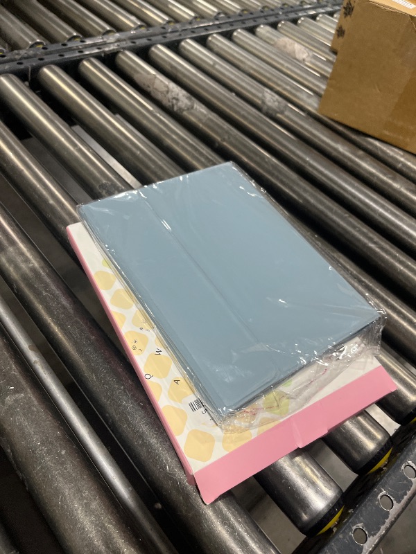 Photo 1 of iPad 9th Generation 8th 7th Gen Keyboard Case with Touchpad (Blue)