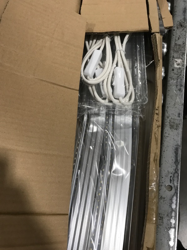 Photo 1 of Barrina LED Shop Light, 8FT 72W 10000LM 5000K, Daylight White, V Shape, Clear Cover, Hight Output, Linkable, T8 LED Tube Lights, for Garage 8 Foot with Plug (Pack of 10)