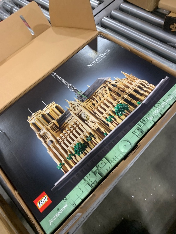 Photo 2 of LEGO Architecture Notre-Dame de Paris Replica, Architectural Model Kit, Collectible Building Set for Adults, Build and Display Souvenir, Gift Idea for Lovers of History, Travel and Art, 21061