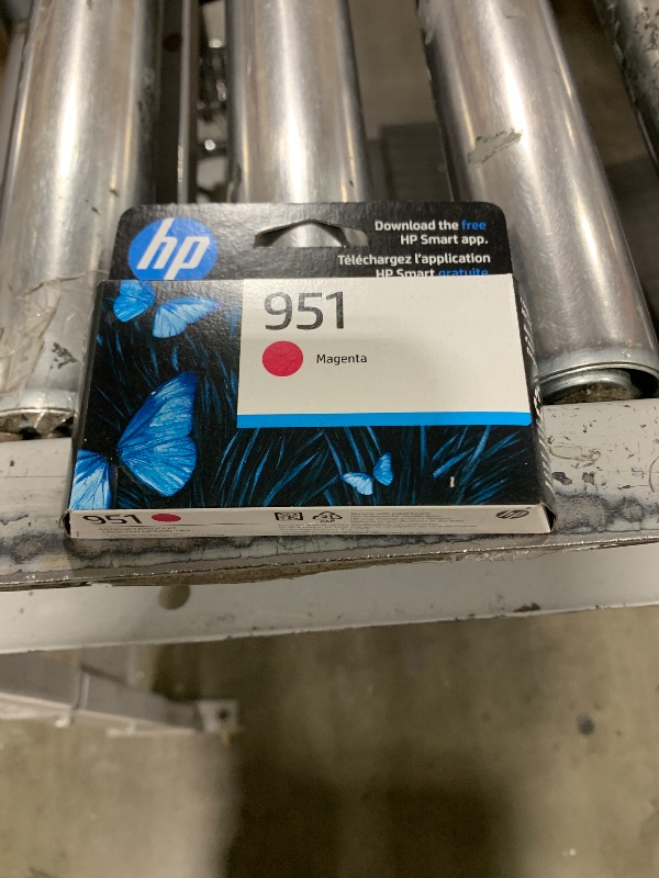 Photo 2 of HP 951 Magenta Ink Cartridge | Works with HP OfficeJet 8600, HP OfficeJet Pro 251dw, 276dw, 8100, 8610, 8620, 8630 Series | Eligible for Instant Ink | CN051AN