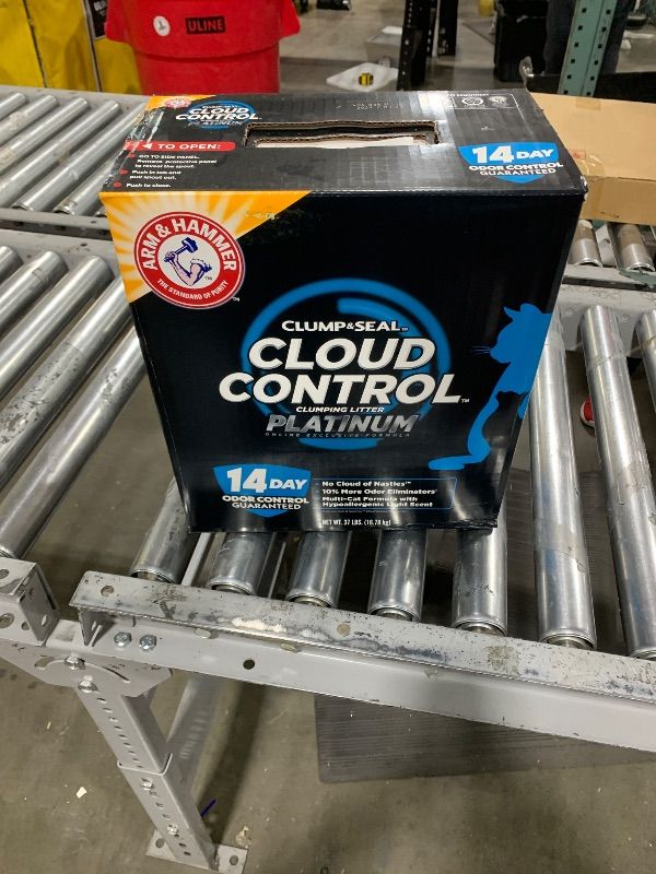 Photo 2 of ARM & HAMMER Cloud Control Platinum Clumping Cat Litter 37LB