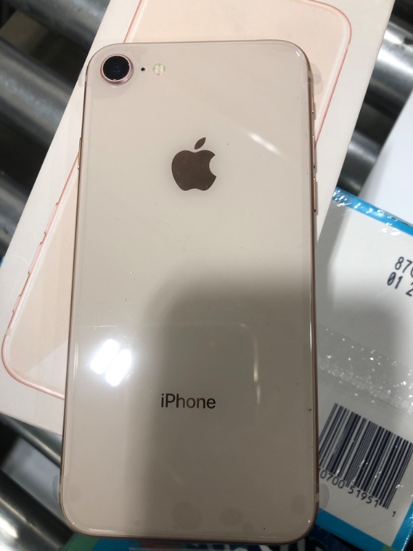 Photo 4 of Apple iPhone 8 256GB, Gold