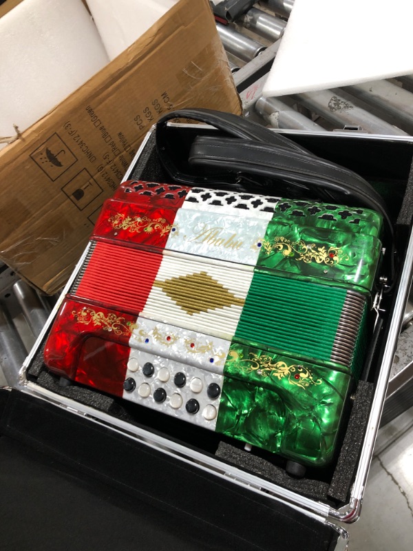 Photo 3 of Abubu 34-Key Accordion 3412 FBE (Tricolor of Green, White, and Red)