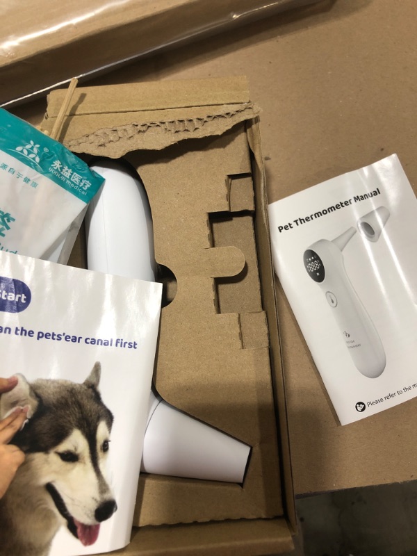 Photo 2 of Pet Ear Thermometer for Dogs, Cats, and Livestock, Long Probe Designed, ?/ ? Convert and Sound Switch Dedicated Button, 1 Second Measurement, 20 pcs Pet Swabs Included