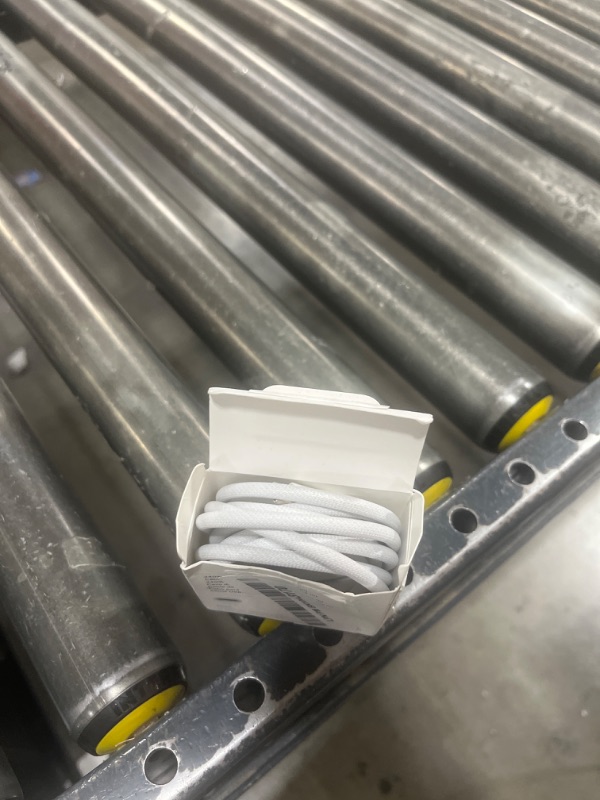 Photo 1 of Apple 240W USB-C Woven Charge Cable (2 m) ???????