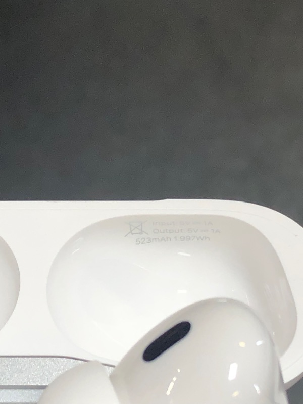 Photo 3 of Apple AirPods Pro with Wireless MagSafe Charging Case (USB-C, 2nd Generation)