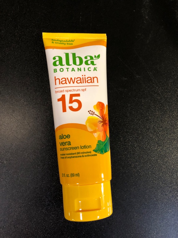 Photo 2 of Alba Botanica Sunscreen for Face and Body, Hawaiian Aloe Vera Sunscreen Lotion, Broad Spectrum SPF 15 Sunscreen, Water Resistant and Biodegradable, 3 fl. oz. Bottle 3 Fl Oz (Pack of 1) SPF 15