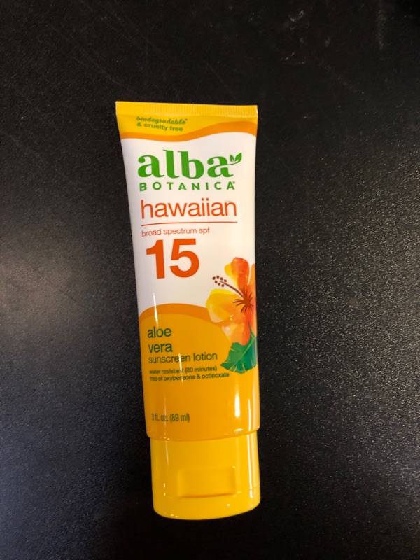 Photo 2 of Alba Botanica Sunscreen for Face and Body, Hawaiian Aloe Vera Sunscreen Lotion, Broad Spectrum SPF 15 Sunscreen, Water Resistant and Biodegradable, 3 fl. oz. Bottle 3 Fl Oz (Pack of 1) SPF 15